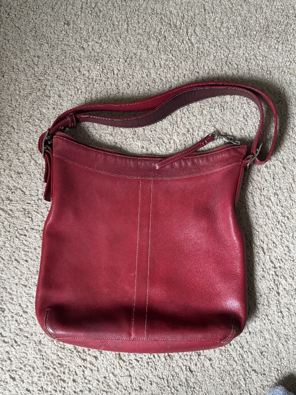 Coach Red Leather Legacy Slim Duffle Shoulder Bag Vintage 1998 Monogram Small